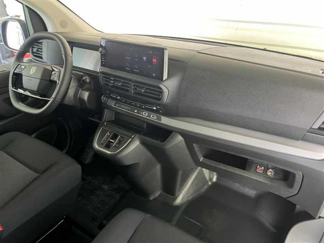 Peugeot Expert image 3