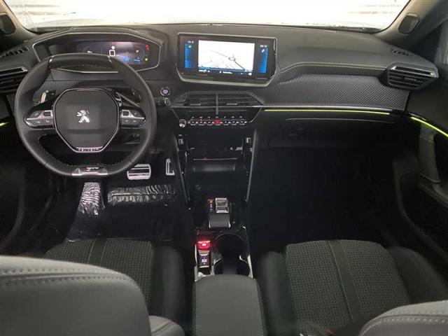 Peugeot 2008 image 7