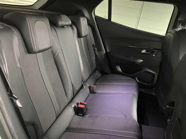 Peugeot 2008 image 6