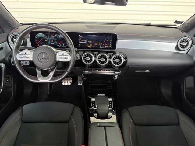 Mercedes Benz Cla image 2
