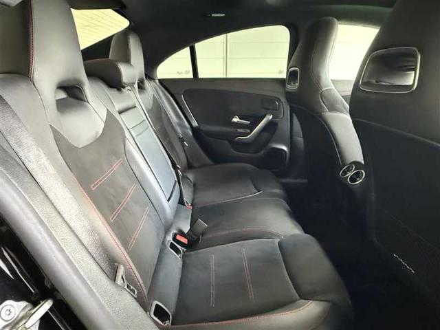 Mercedes Benz Cla image 8