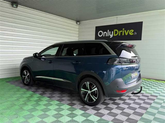 Peugeot 5008 image 2