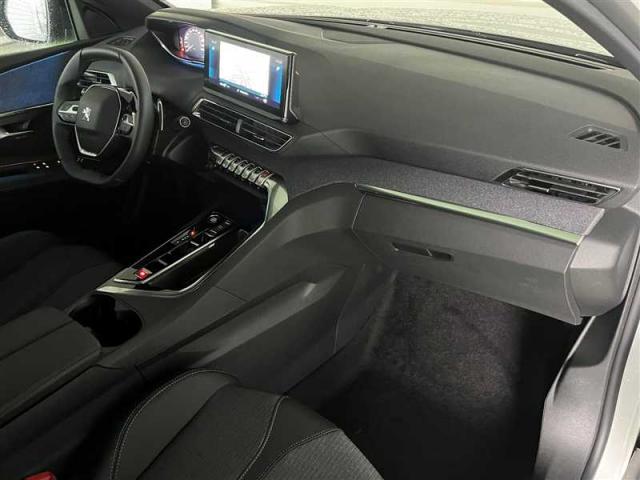 Peugeot 3008 image 4