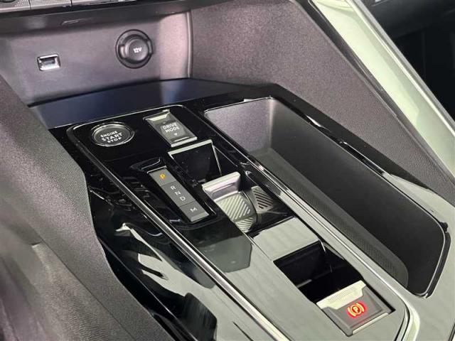 Peugeot 3008 image 8