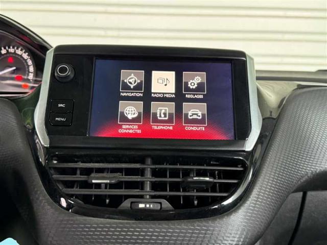Peugeot 208 image 2