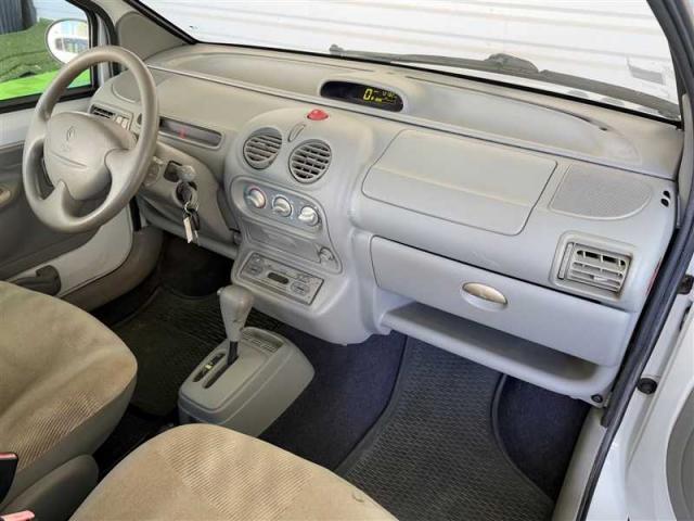 Renault Twingo image 2