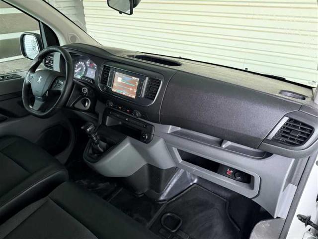 Peugeot Expert image 3