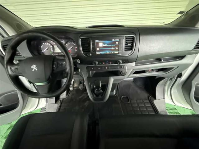 Peugeot Expert image 2