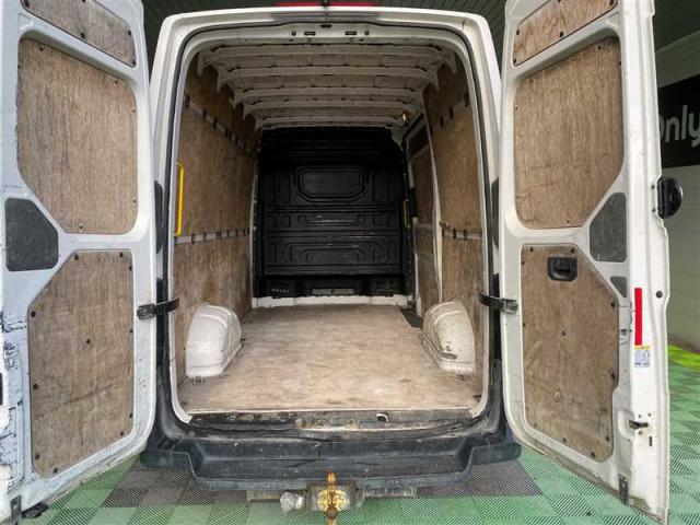 Volkswagen Crafter image 2