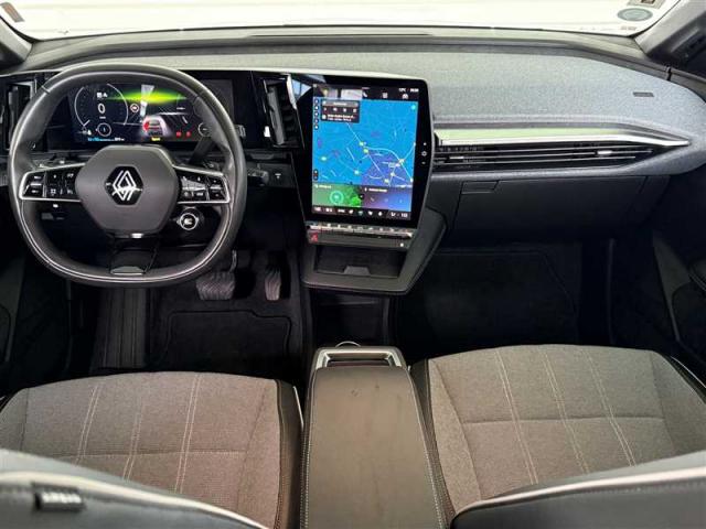 Renault Mégane E-Tech image 9