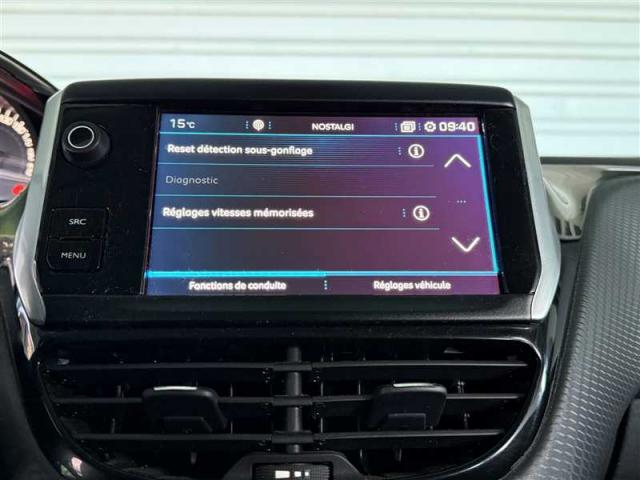 Peugeot 2008 image 2