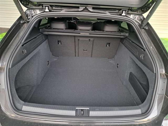 Volkswagen Arteon image 7