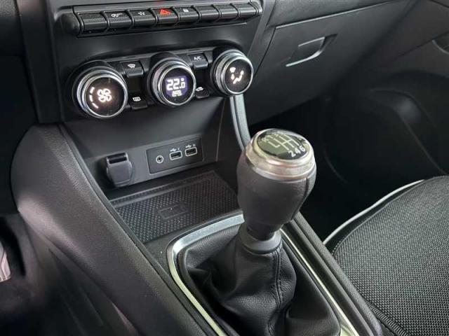 Renault Captur image 9