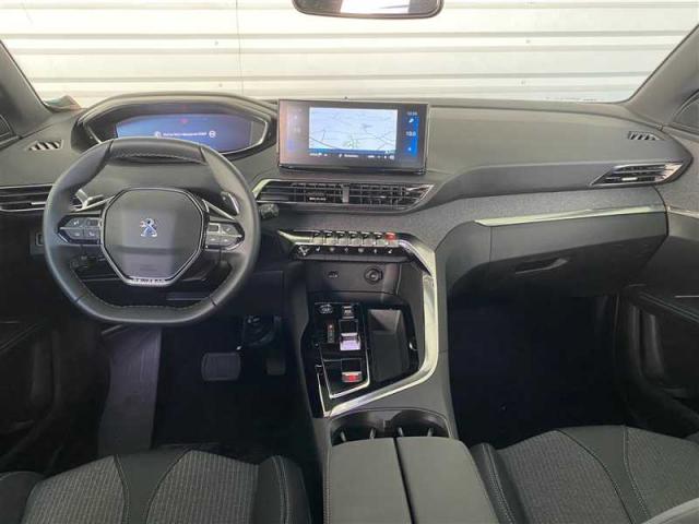 Peugeot 5008 image 2