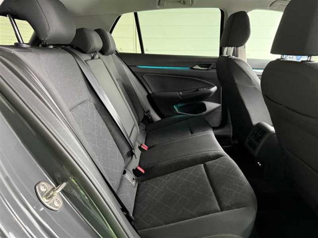Volkswagen Golf image 5
