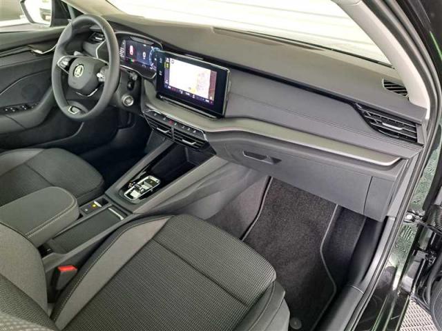 Skoda Octavia image 1