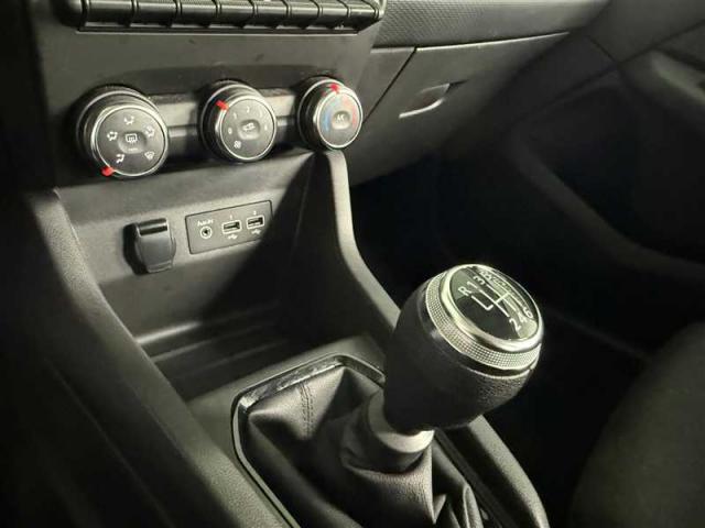 Renault Clio image 8