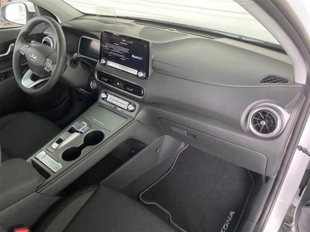 Hyundai Kona image 2