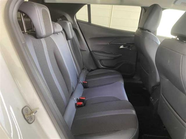 Peugeot 2008 image 9