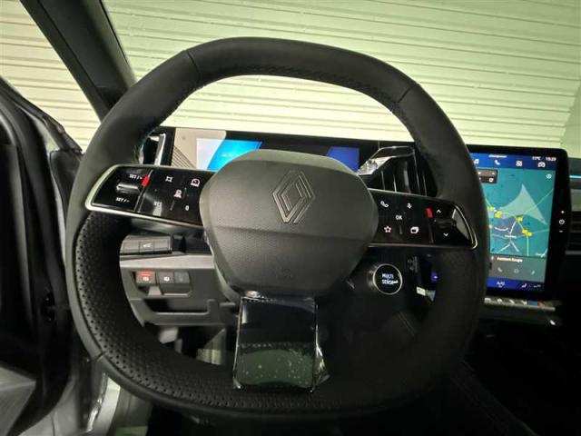 Renault Austral image 9