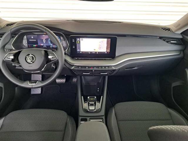 Skoda Octavia image 3