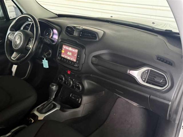 Jeep Renegade image 2