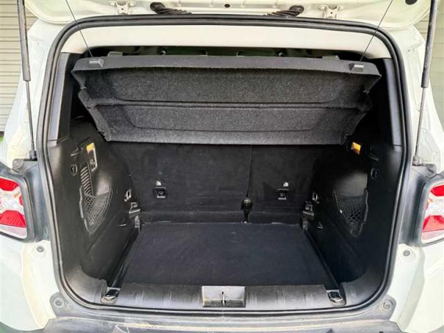 Jeep Renegade image 4