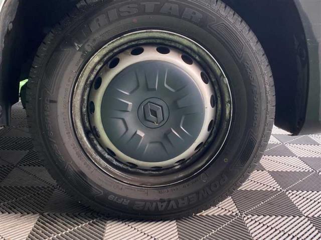 Renault Master image 1