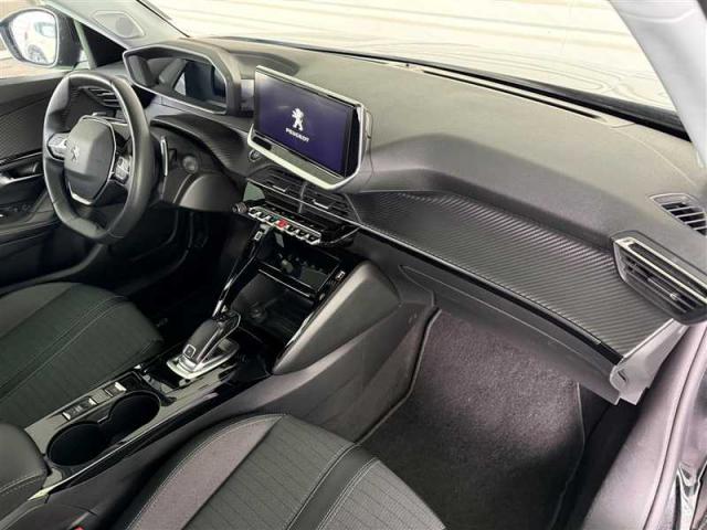 Peugeot 2008 image 4