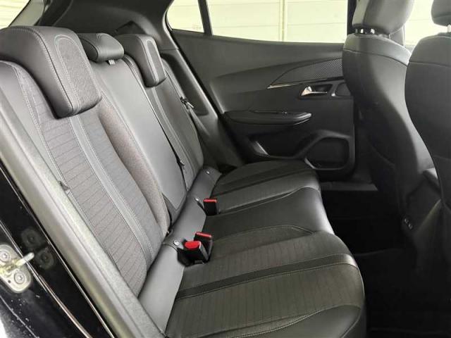 Peugeot 2008 image 9