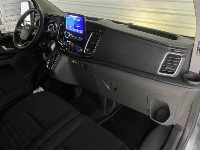 Ford Transit Custom image 3