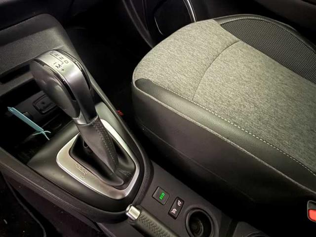 Renault Captur image 2