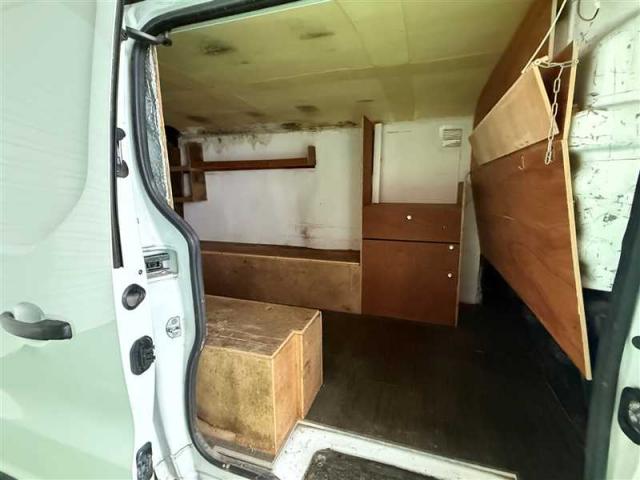 Renault Trafic image 1