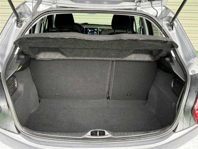 Peugeot 208 image 2