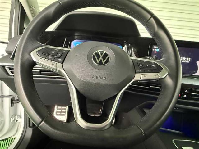 Volkswagen Golf image 1