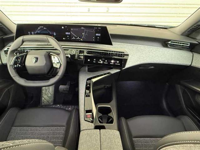 Peugeot 5008 image 3