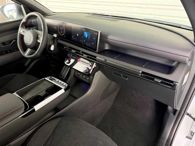 Hyundai Tucson image 9