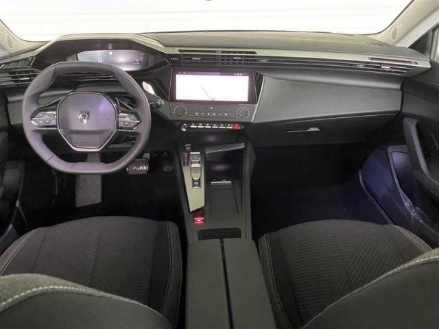 Peugeot 308 image 2