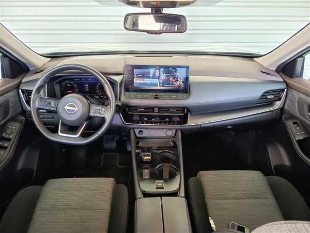 Nissan X-Trail image 2