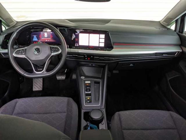 Volkswagen Golf image 6