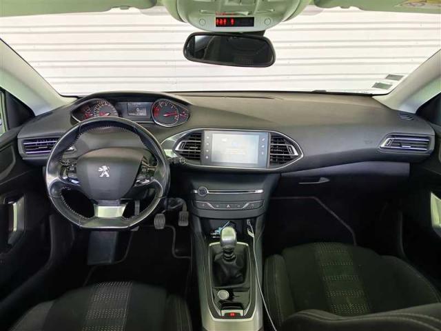 Peugeot 308 image 4