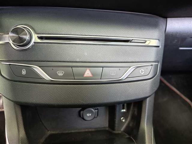 Peugeot 308 image 6