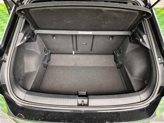 Volkswagen T-Roc image 5
