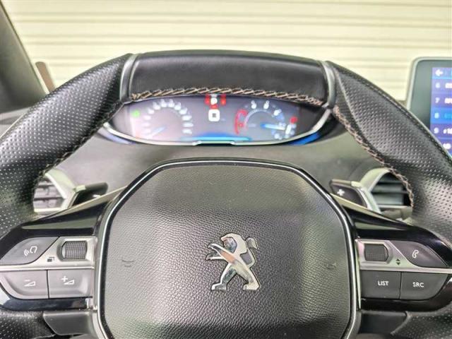 Peugeot 3008 image 2