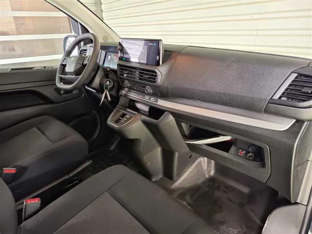 Citroen Jumpy image 9