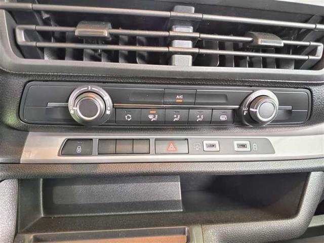 Citroen Jumpy image 1