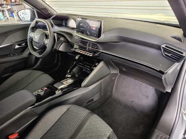 Peugeot 2008 image 5