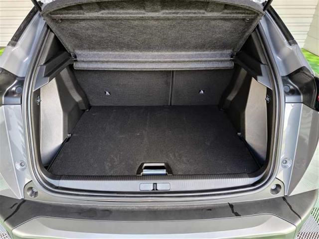 Peugeot 2008 image 2