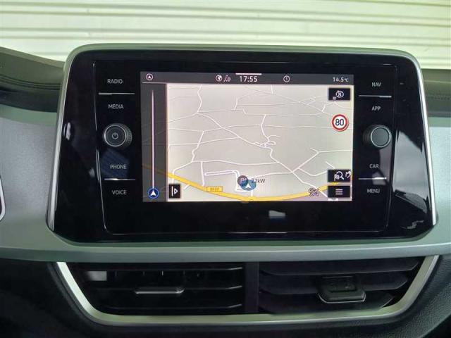 Volkswagen T-Roc image 1