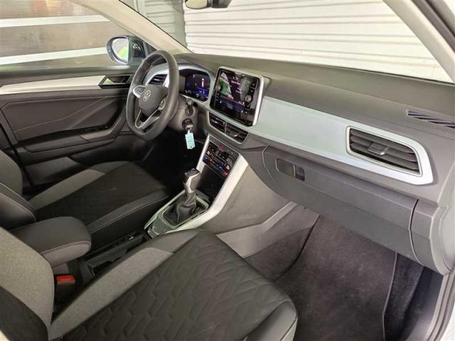 Volkswagen T-Roc image 4